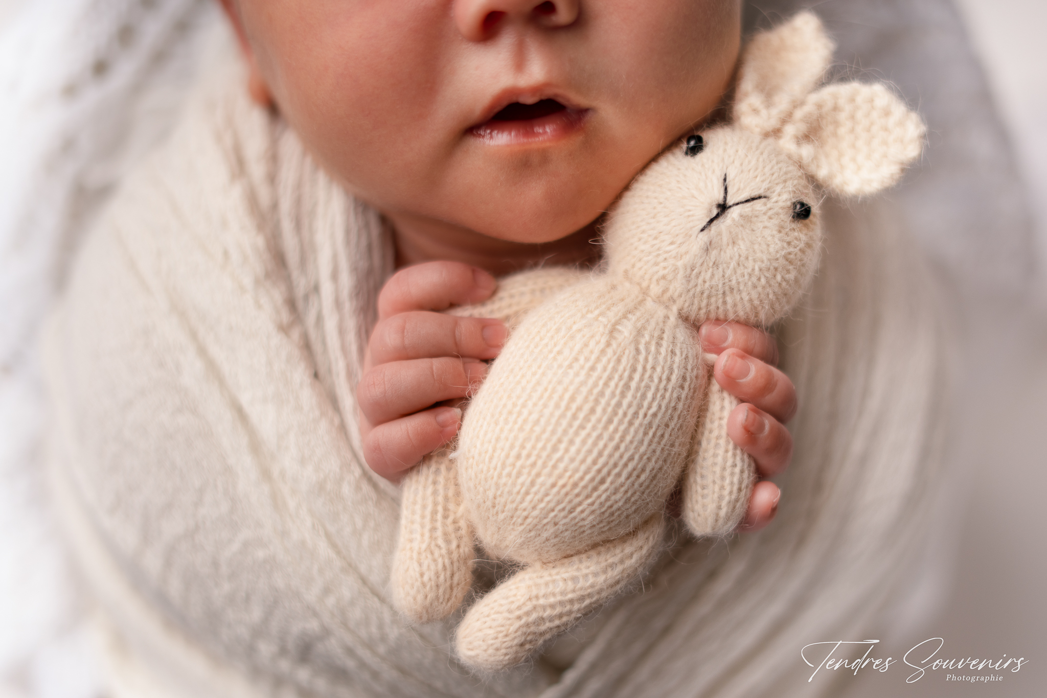 Séance bébé 3 mois - Photographe bebe grossesse Genève & Annecy